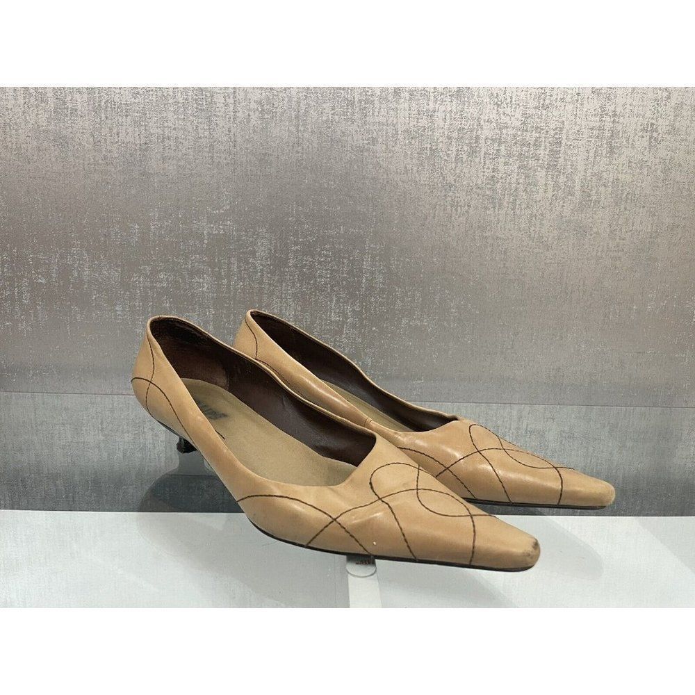 TWO LIPS Women's Tan Brown Leather Pointed Toe Heels Size 10M (A384)